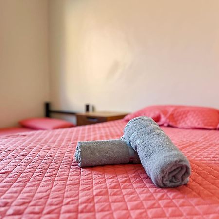 Apartamento Na Praia Do Forte - Poucos Passos Do Mar カボ・フリオ エクステリア 写真