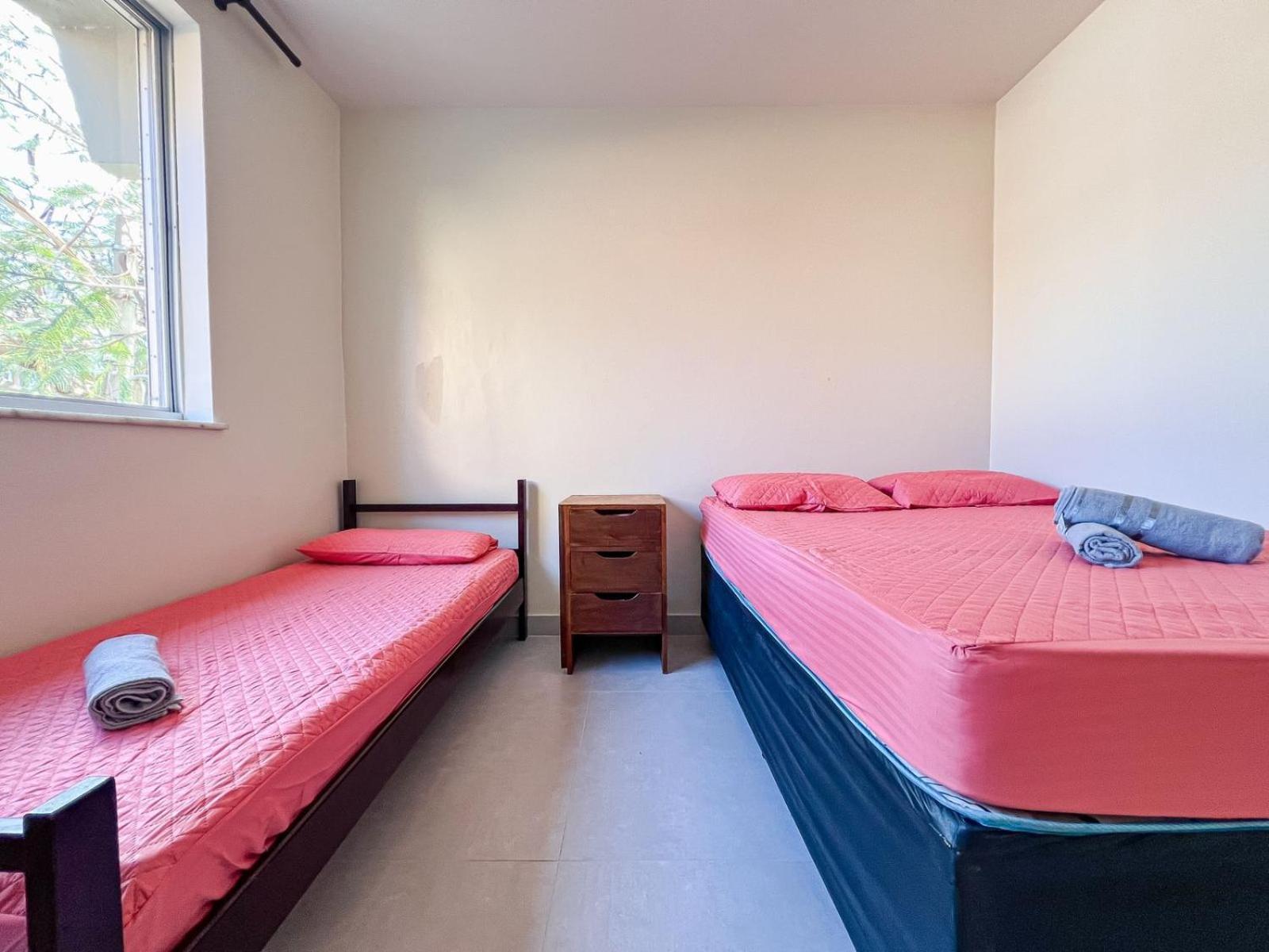 Apartamento Na Praia Do Forte - Poucos Passos Do Mar カボ・フリオ エクステリア 写真