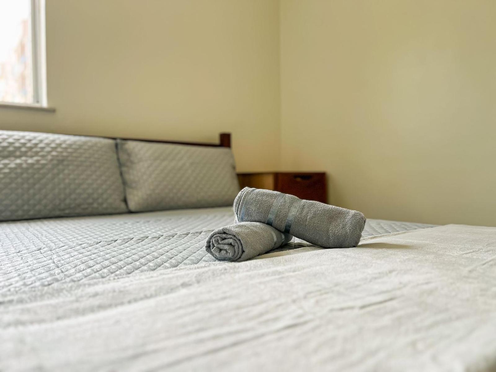 Apartamento Na Praia Do Forte - Poucos Passos Do Mar カボ・フリオ エクステリア 写真