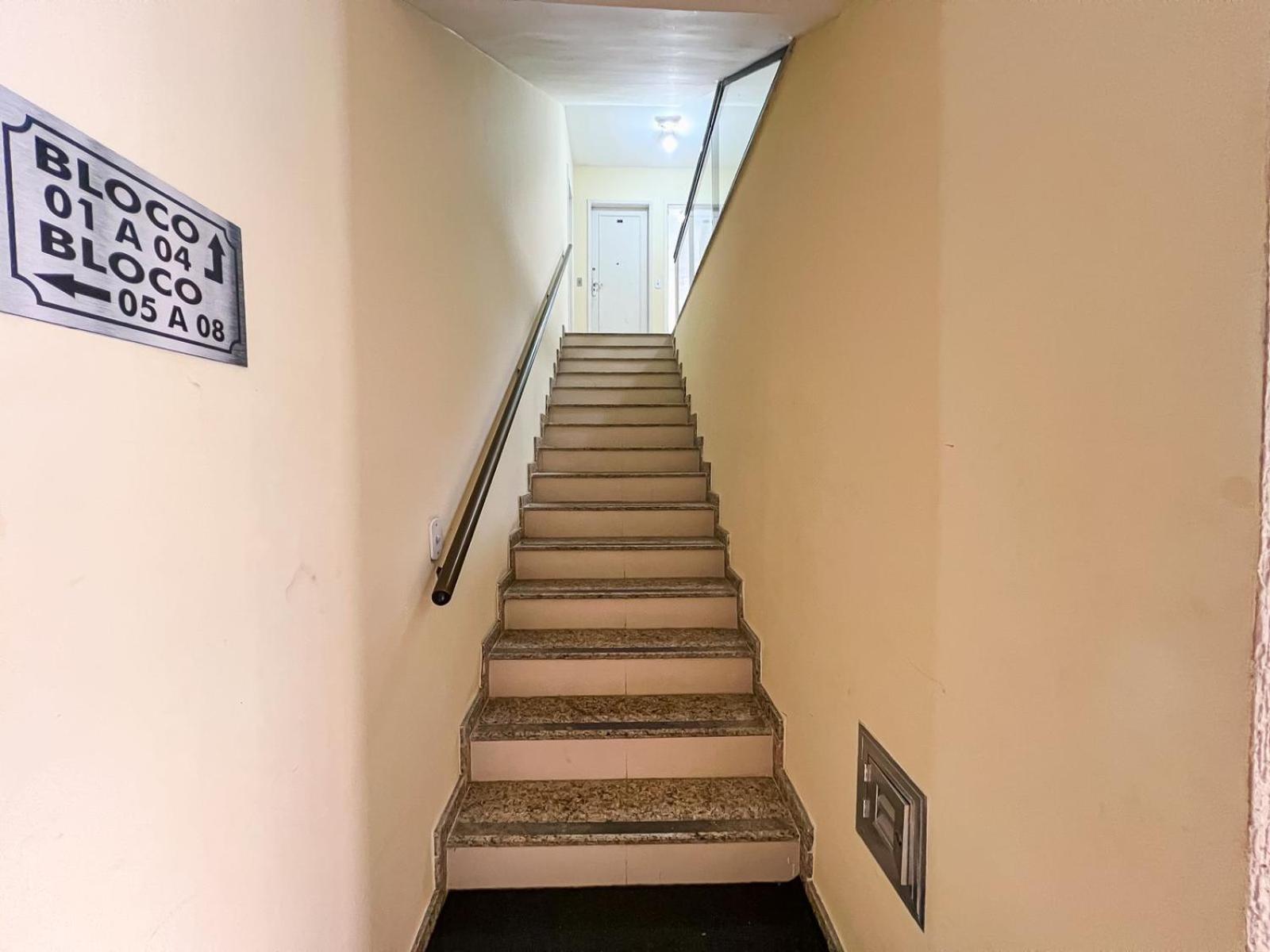 Apartamento Na Praia Do Forte - Poucos Passos Do Mar カボ・フリオ エクステリア 写真